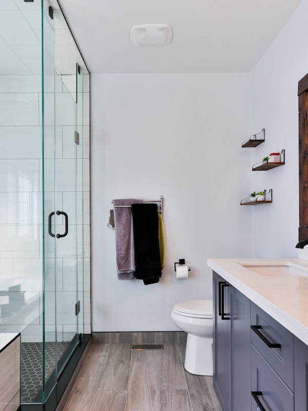 Salle de bain béton ciré artisan Vendée